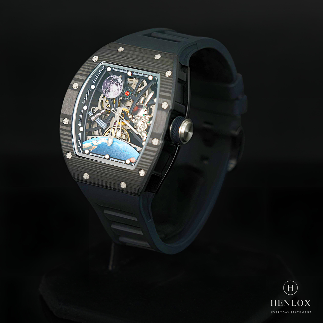 ASTRONAUT CARBON