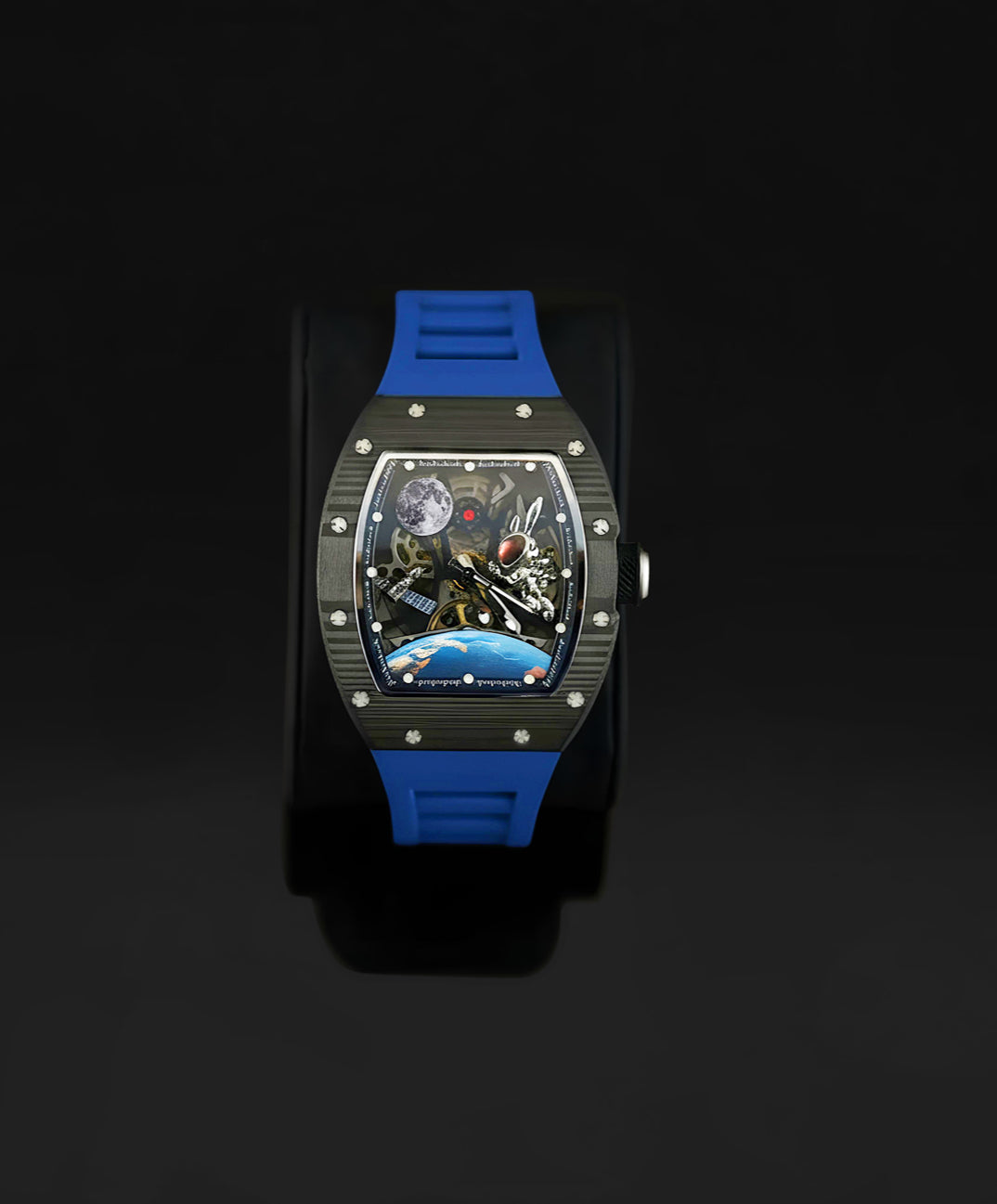 ASTRONAUT CARBON