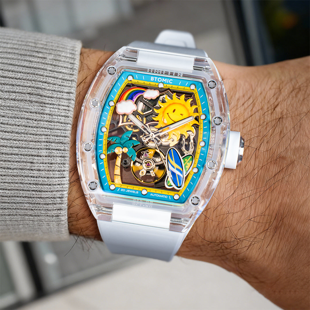 Golden Coast – A Watch Inspired by Summer &amp; Adventure