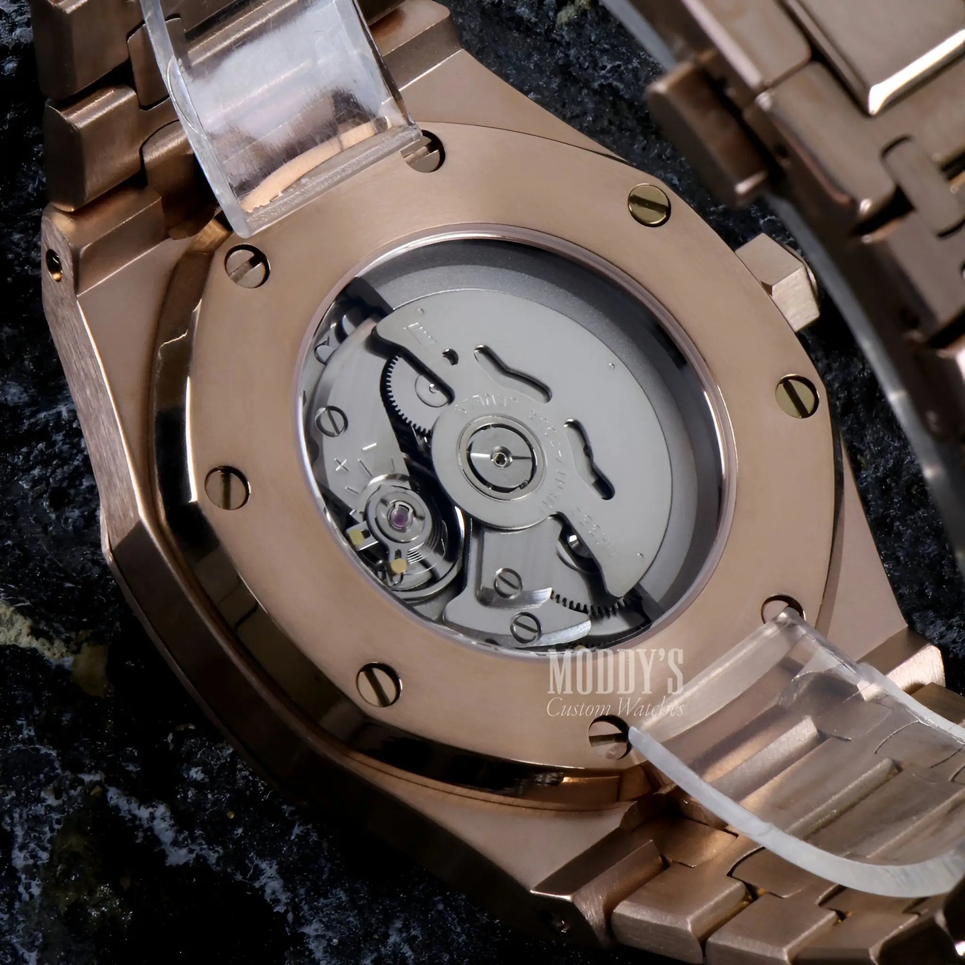 Aurelius Open-Heart Automatic