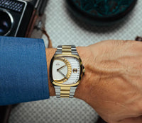 GOLD/BLACK